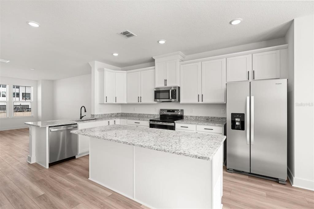 15244 Groveside Road Winter Garden, FL 34787 - Photo 9 of 27