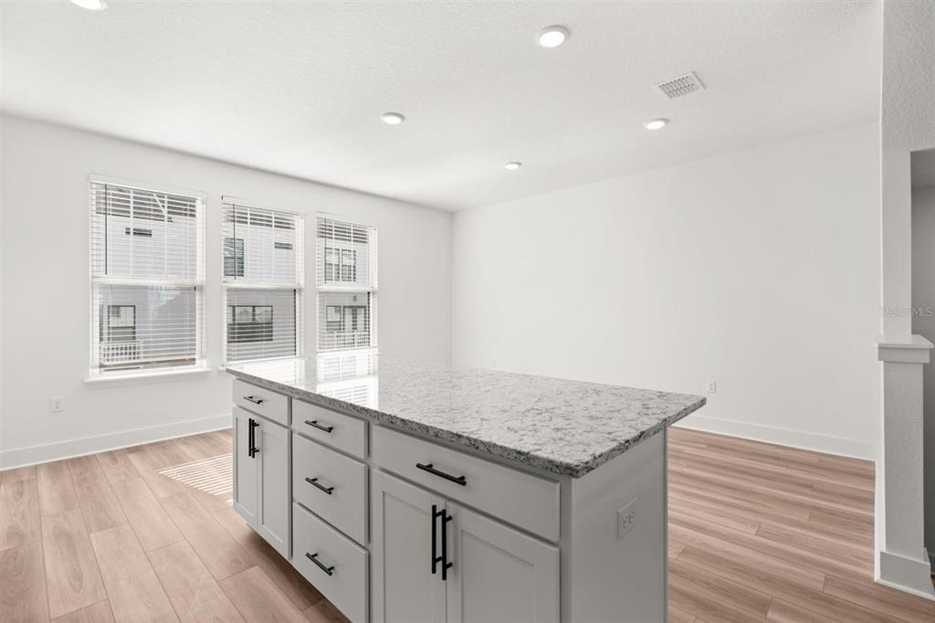 15244 Groveside Road Winter Garden, FL 34787 - Photo 10 of 27