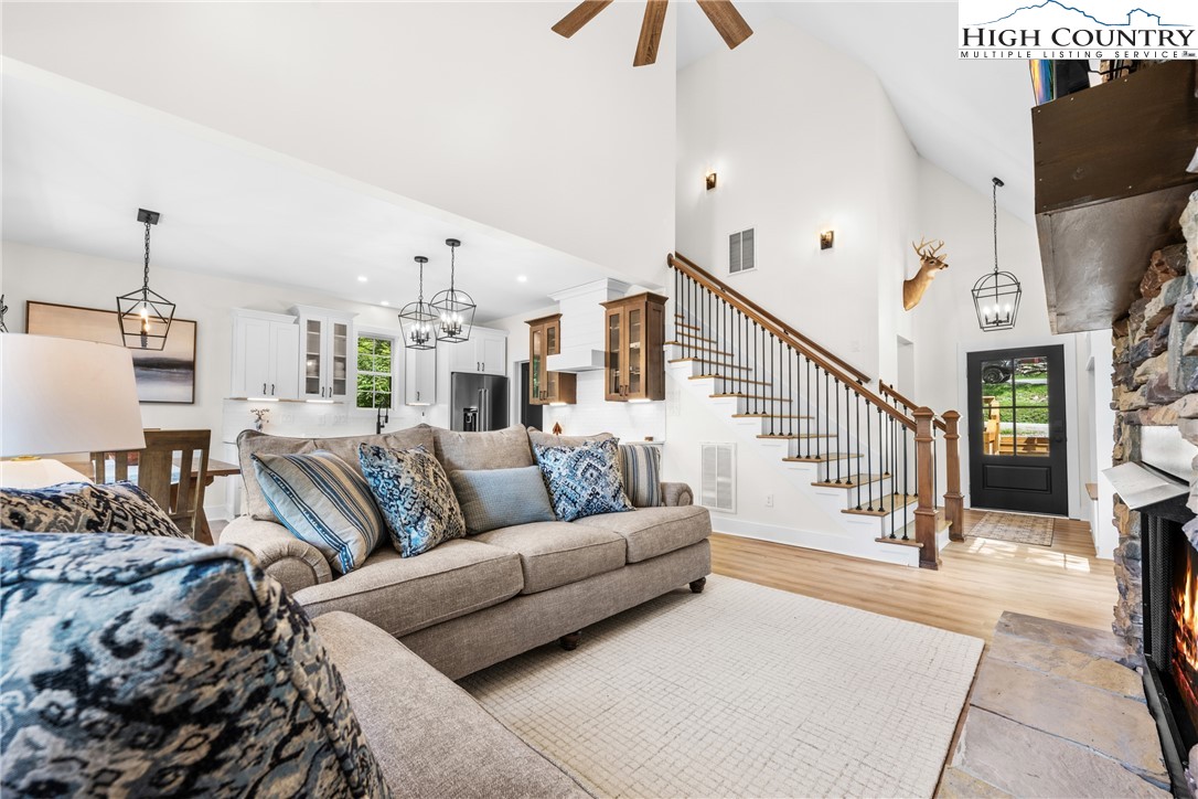 1017 Charter Hills Road Beech Mountain, NC 28604 - Photo 12 of 29