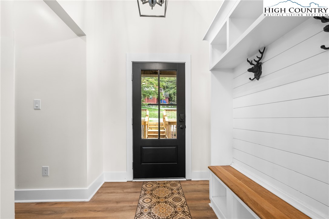 1017 Charter Hills Road Beech Mountain, NC 28604 - Photo 9 of 29