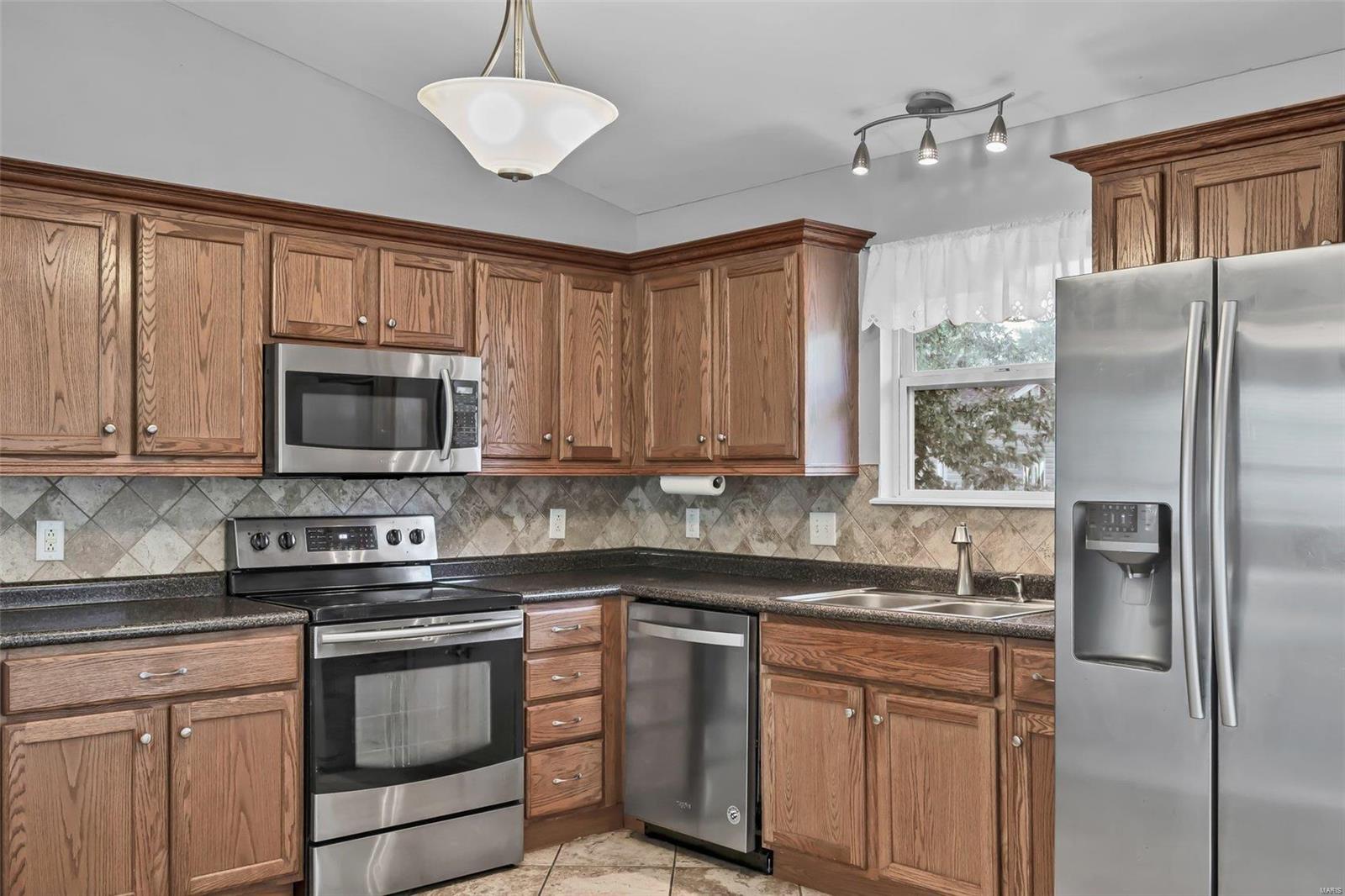 6 Cornell Drive O'Fallon, MO 63366 - Photo 13 of 33