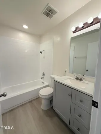 $2,375 | 2654 Victoria Avenue, Port Hueneme, CA 93041