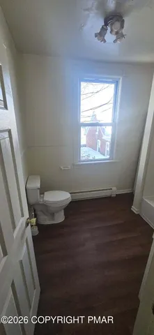 $1,350 | 154 Garibaldi Avenue, Unit 2, Roseto, PA 18013