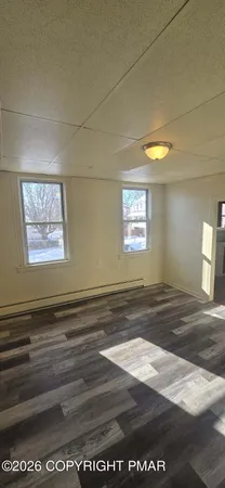 $1,350 | 154 Garibaldi Avenue, Unit 2, Roseto, PA 18013