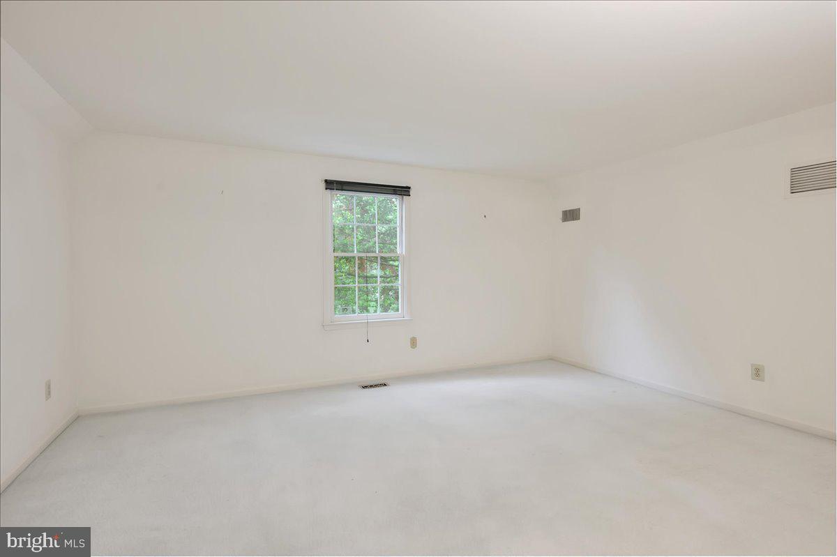 102 Quail Lane Wayne, PA 19087 - Photo 24 of 41 Upstairs bedroom #2