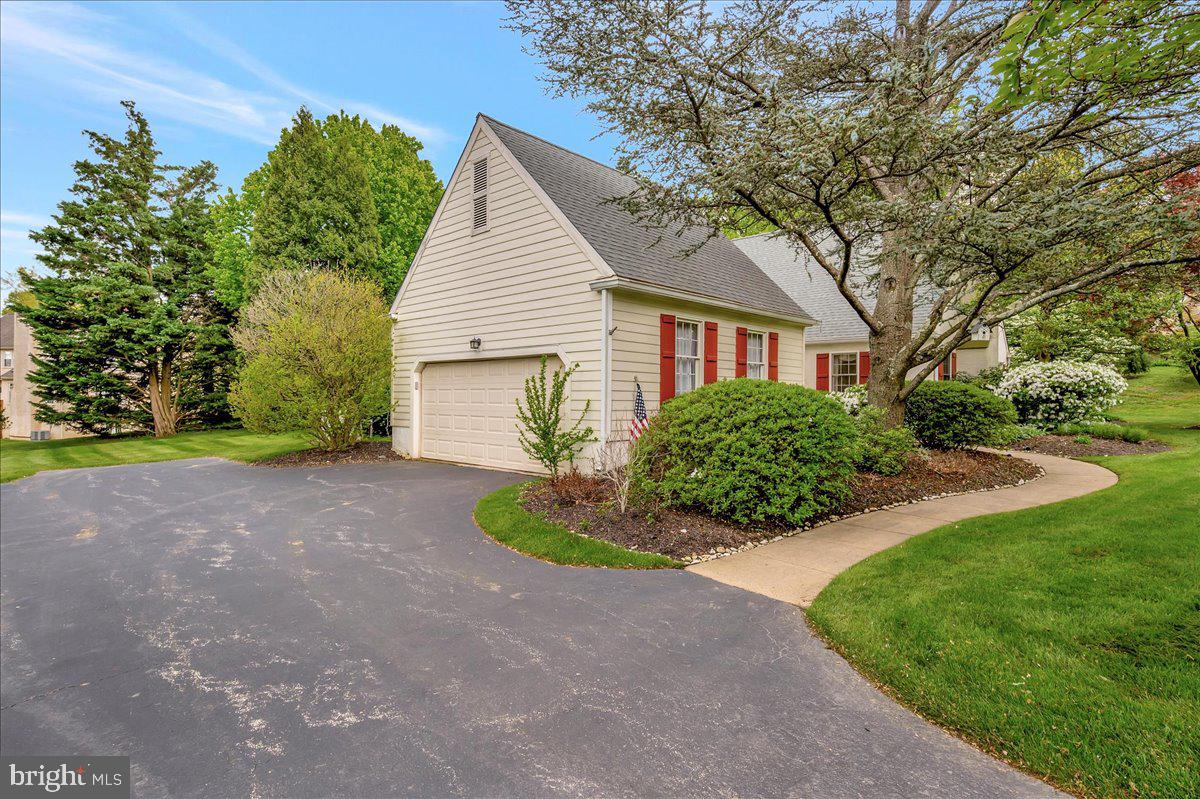 102 Quail Lane Wayne, PA 19087 - Photo 32 of 41 Two car garage