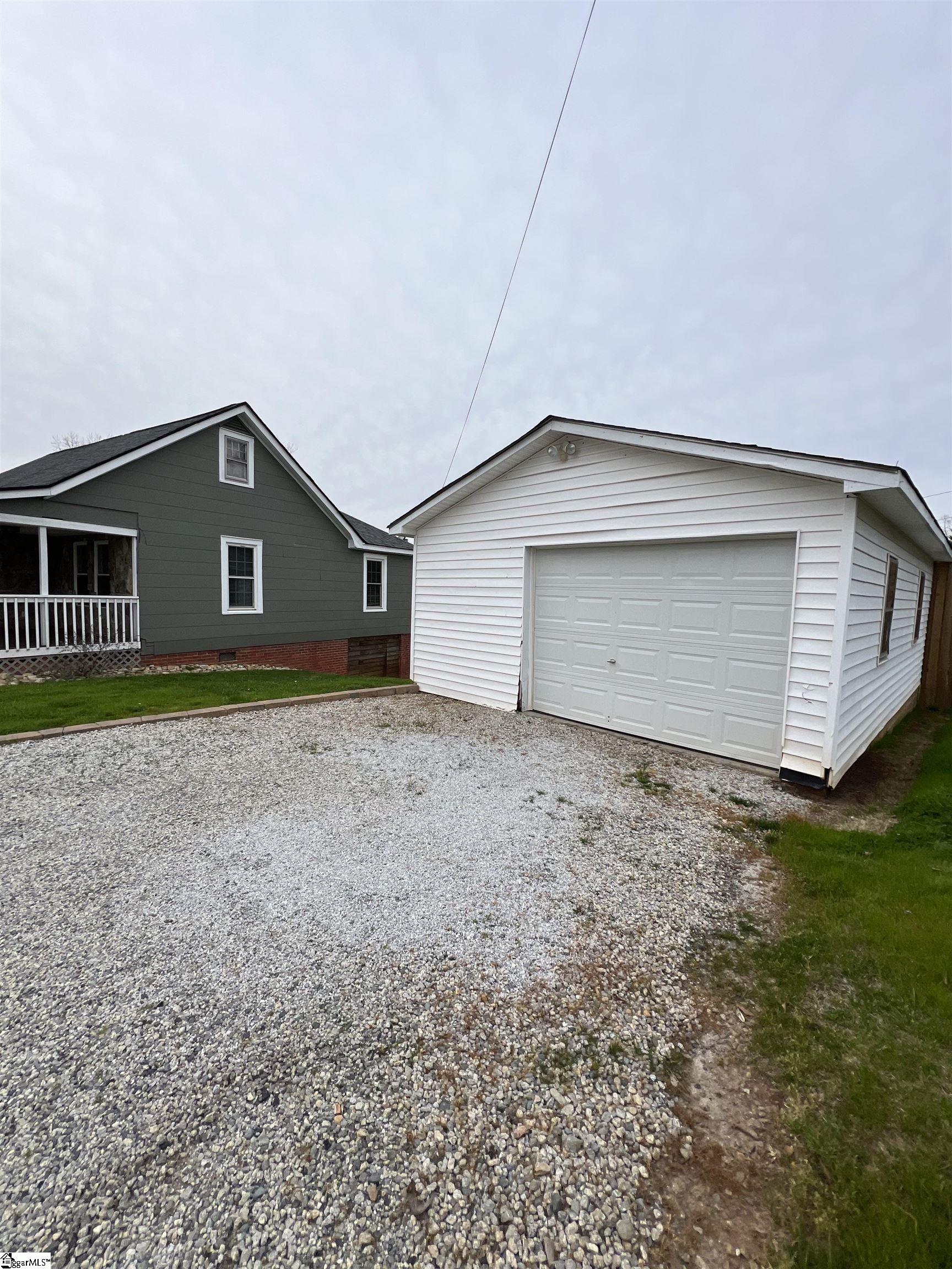 1111 Church Street Whitmire, SC 29178 - Photo 13 of 13