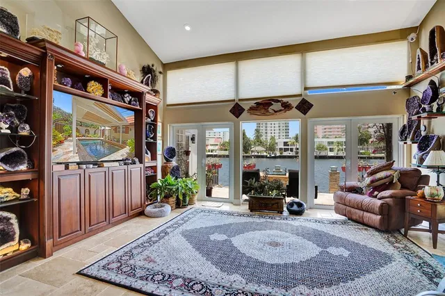 $14,000 | 683 Pelican Way, Delray Beach, FL 33483