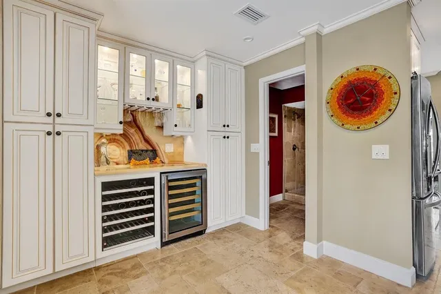 $14,000 | 683 Pelican Way, Delray Beach, FL 33483