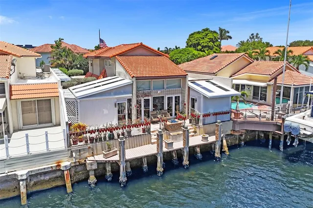 $14,000 | 683 Pelican Way, Delray Beach, FL 33483