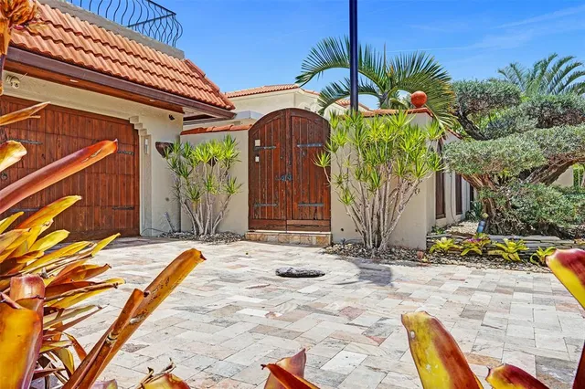 $14,000 | 683 Pelican Way, Delray Beach, FL 33483