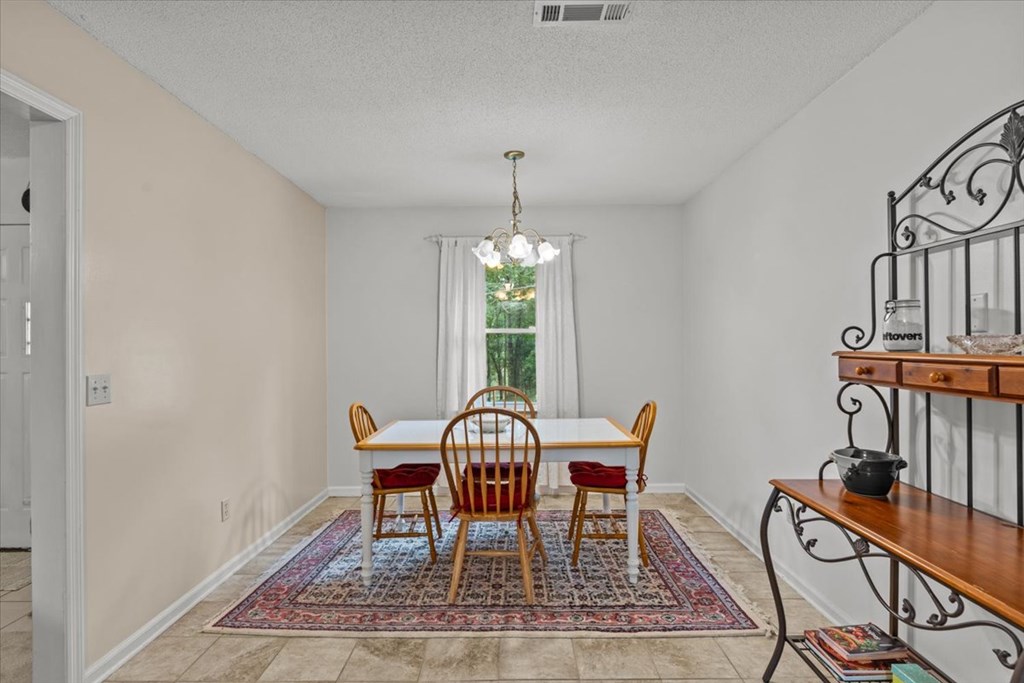 317 Ridgeway Drive Enterprise, AL 36330 - Photo 5 of 25
