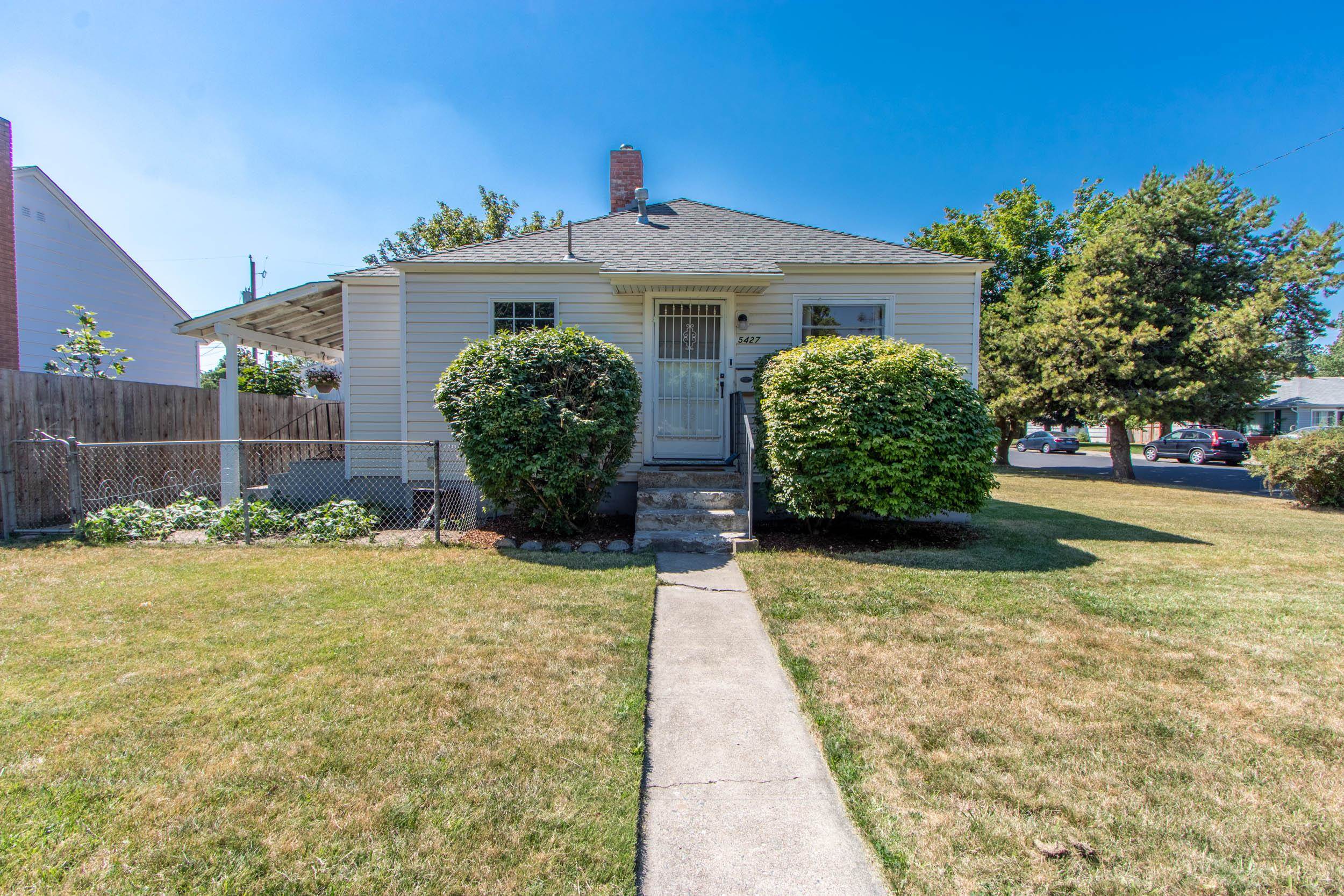 5427 North Whitehouse Street Spokane, WA 99205 - Photo 1 of 17