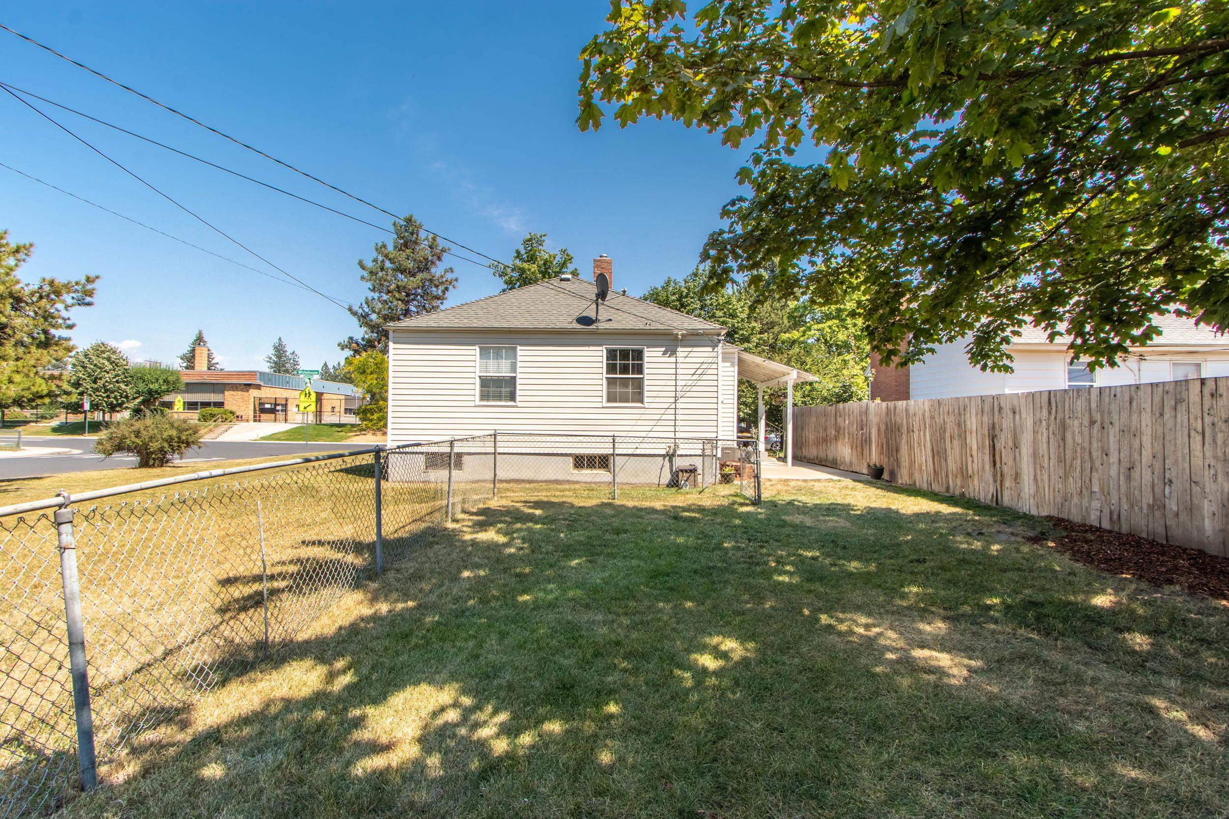 5427 North Whitehouse Street Spokane, WA 99205 - Photo 16 of 17