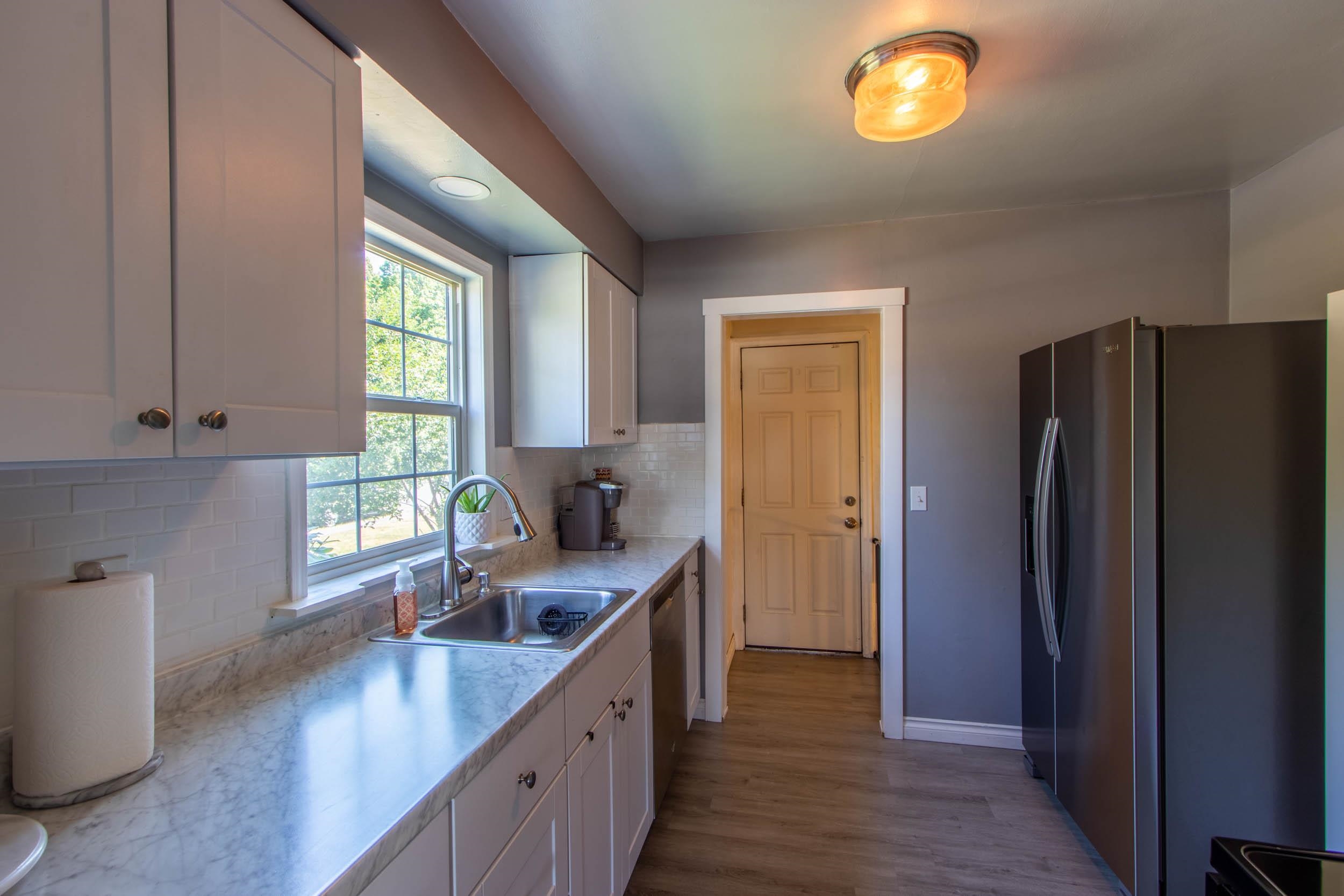 5427 North Whitehouse Street Spokane, WA 99205 - Photo 5 of 17