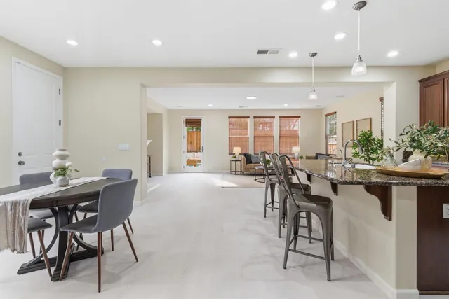 $979,750 | 696 West Refinado Way, Mountain House, CA 95391