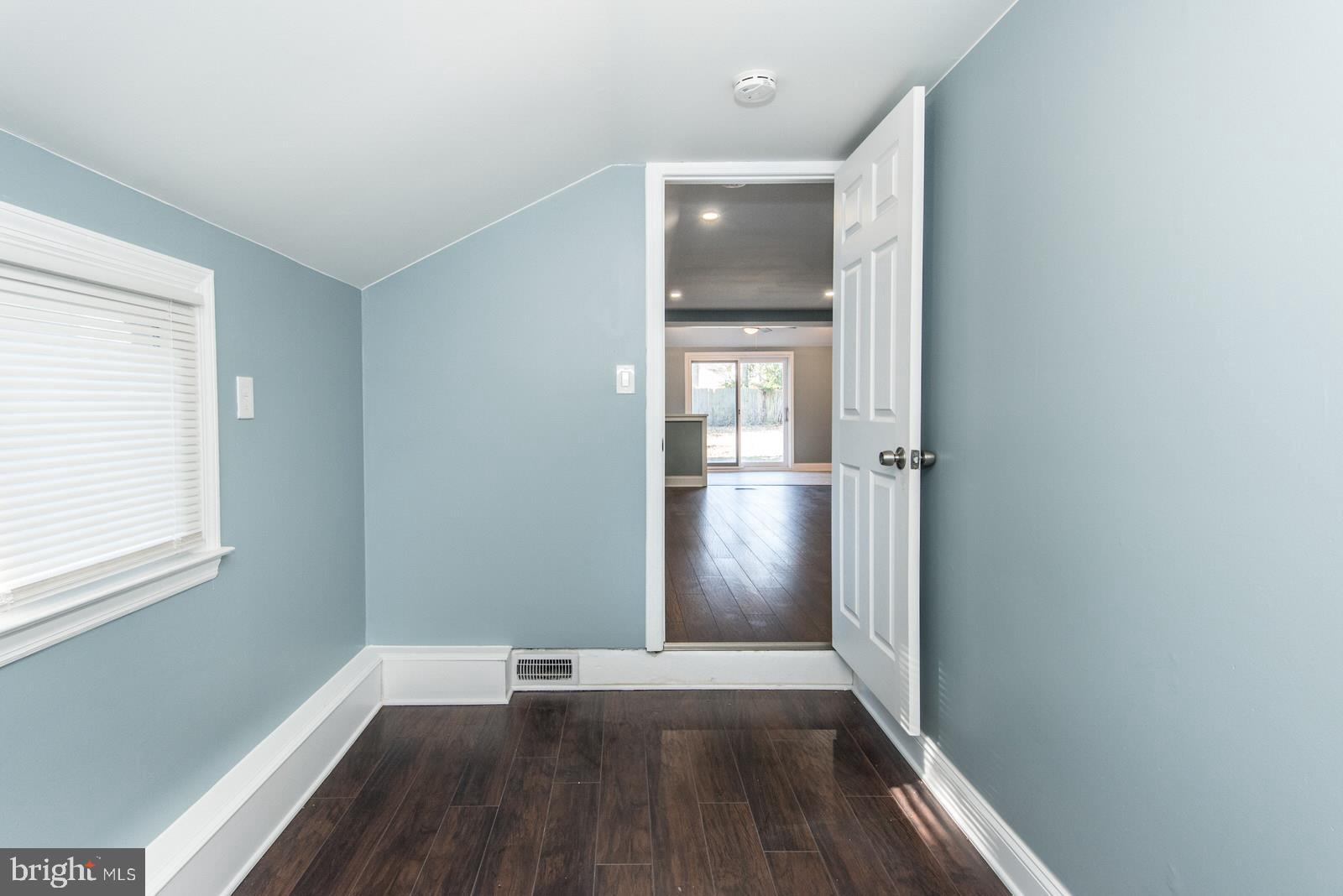 476 Covered Bridge Road Cherry Hill, NJ 08034 - Photo 26 of 58 Gallery Image 26