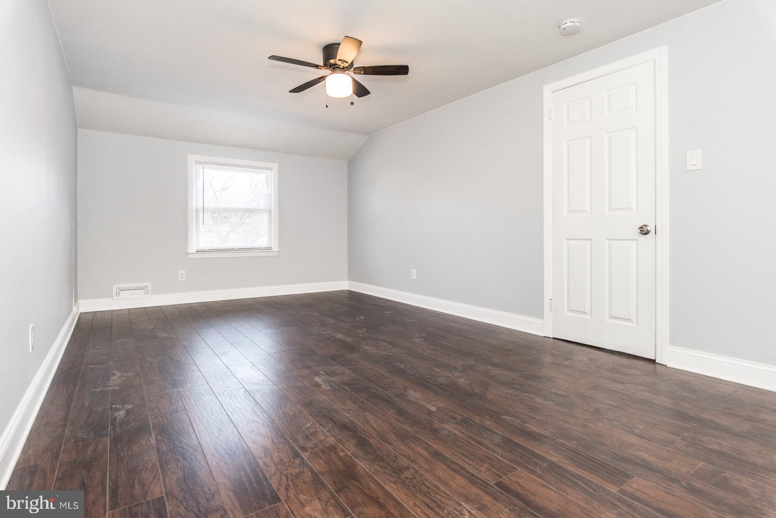 476 Covered Bridge Road Cherry Hill, NJ 08034 - Photo 34 of 58 Gallery Image 34
