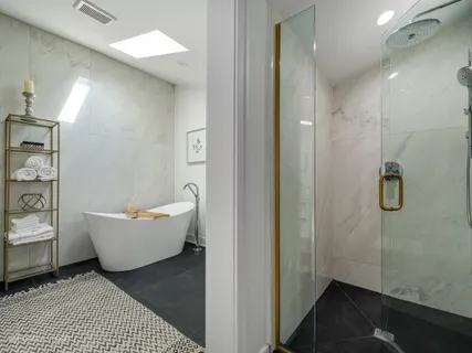 $900,000 | 4840 South Dorchester Avenue, Unit 1, Chicago, IL 60615