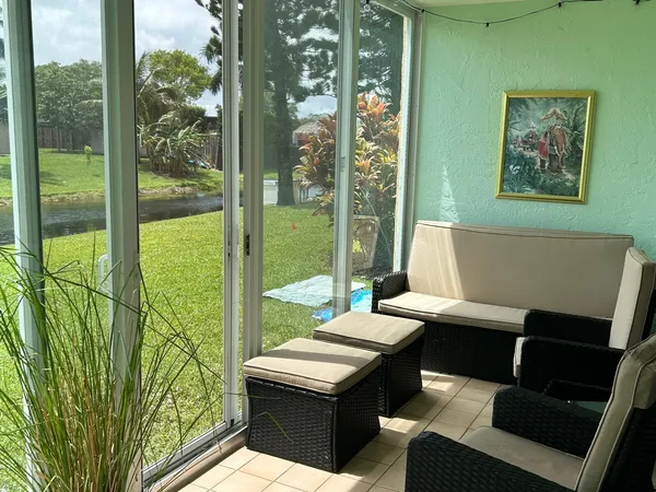 $129,900 | 6670 Royal Palm Boulevard, Unit 112K, Margate, FL 33063