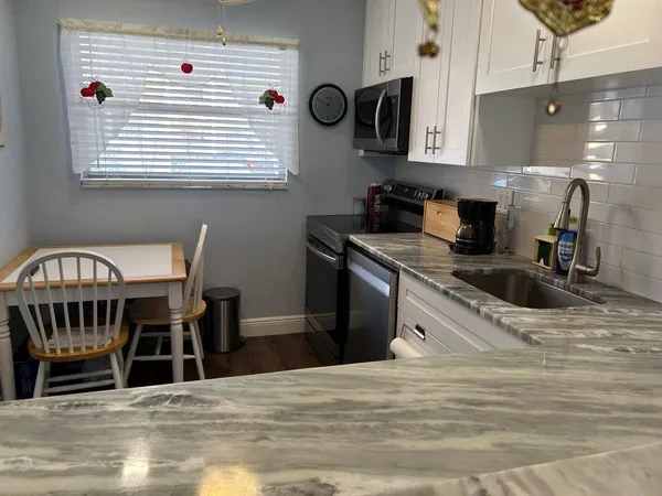 $129,900 | 6670 Royal Palm Boulevard, Unit 112K, Margate, FL 33063