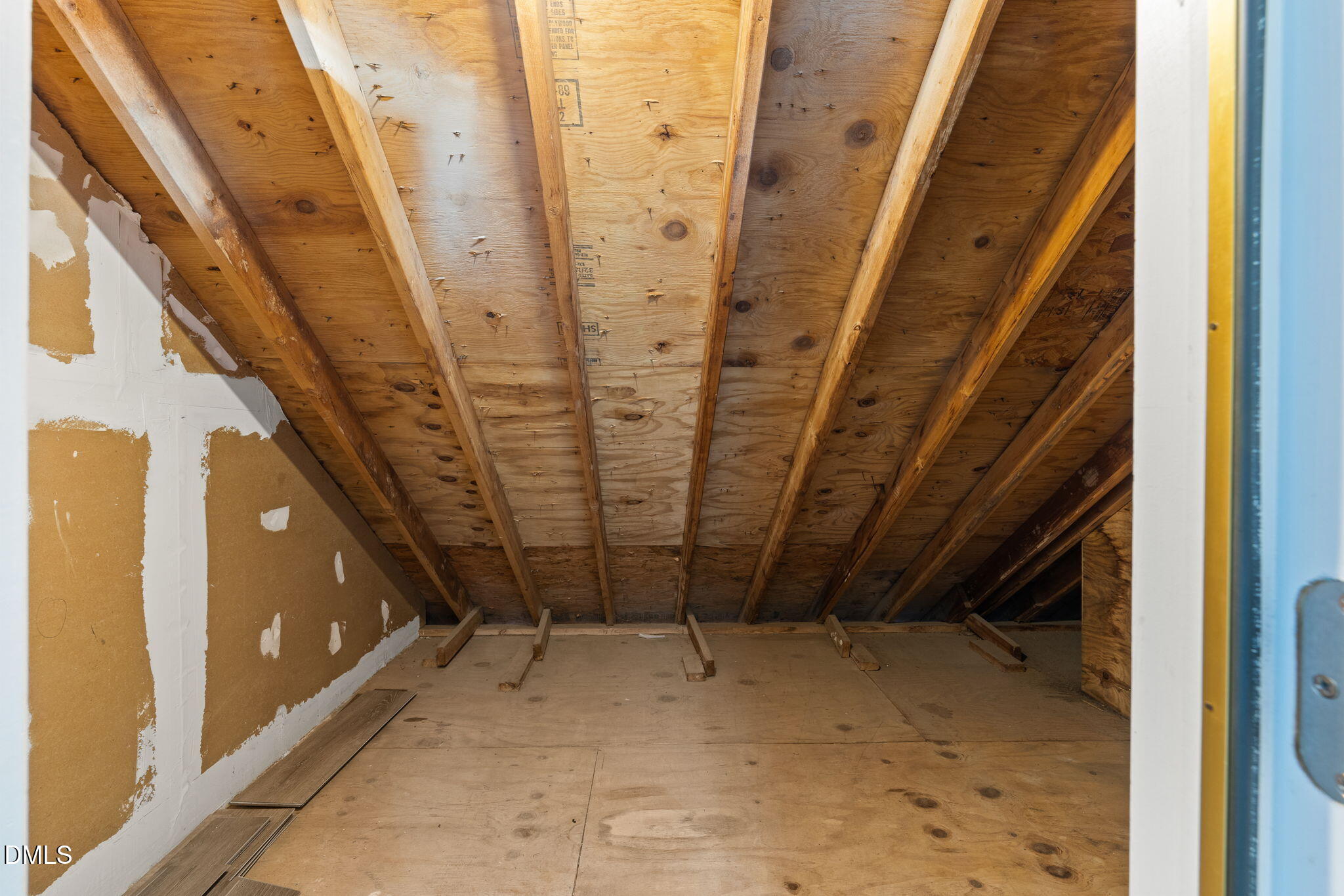 2745 Sterling Park Drive Raleigh, NC 27603 - Photo 27 of 34 29-web-or-mls-DX3A0042