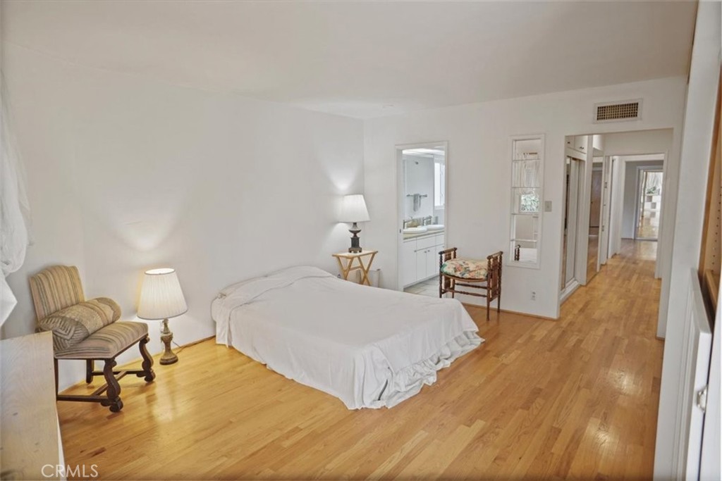 1548 Riverside Drive, Unit G Glendale, CA 91201 - Photo 15 of 22