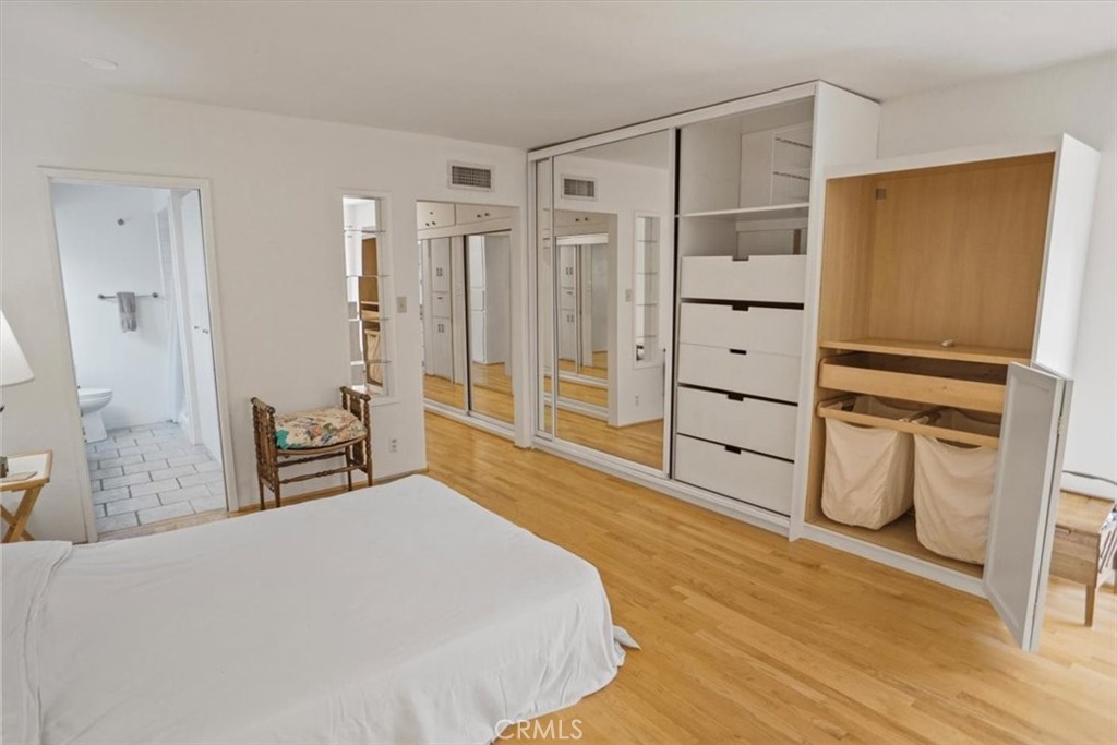 1548 Riverside Drive, Unit G Glendale, CA 91201 - Photo 16 of 22