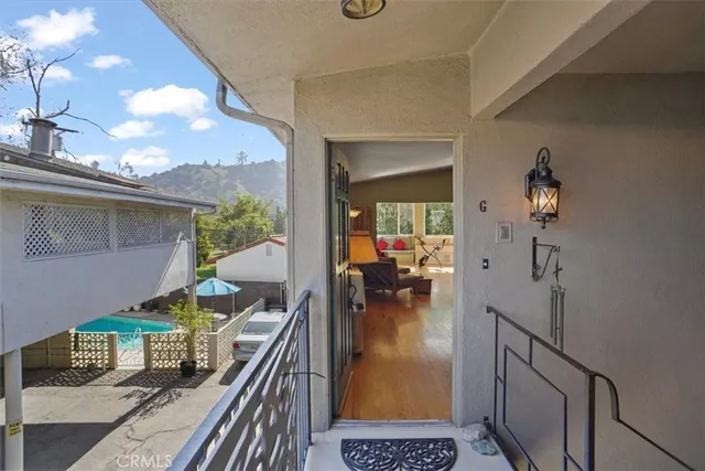 $749,000 | 1548 Riverside Drive, Unit G, Glendale, CA 91201