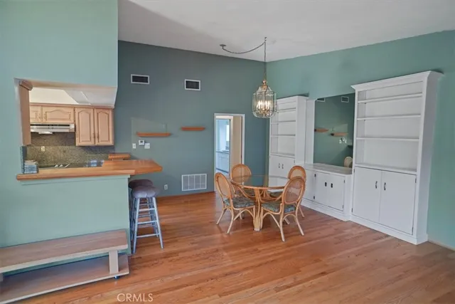 $749,000 | 1548 Riverside Drive, Unit G, Glendale, CA 91201