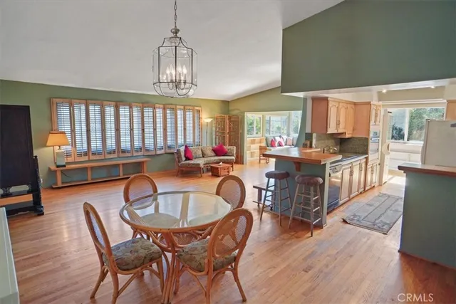 $749,000 | 1548 Riverside Drive, Unit G, Glendale, CA 91201