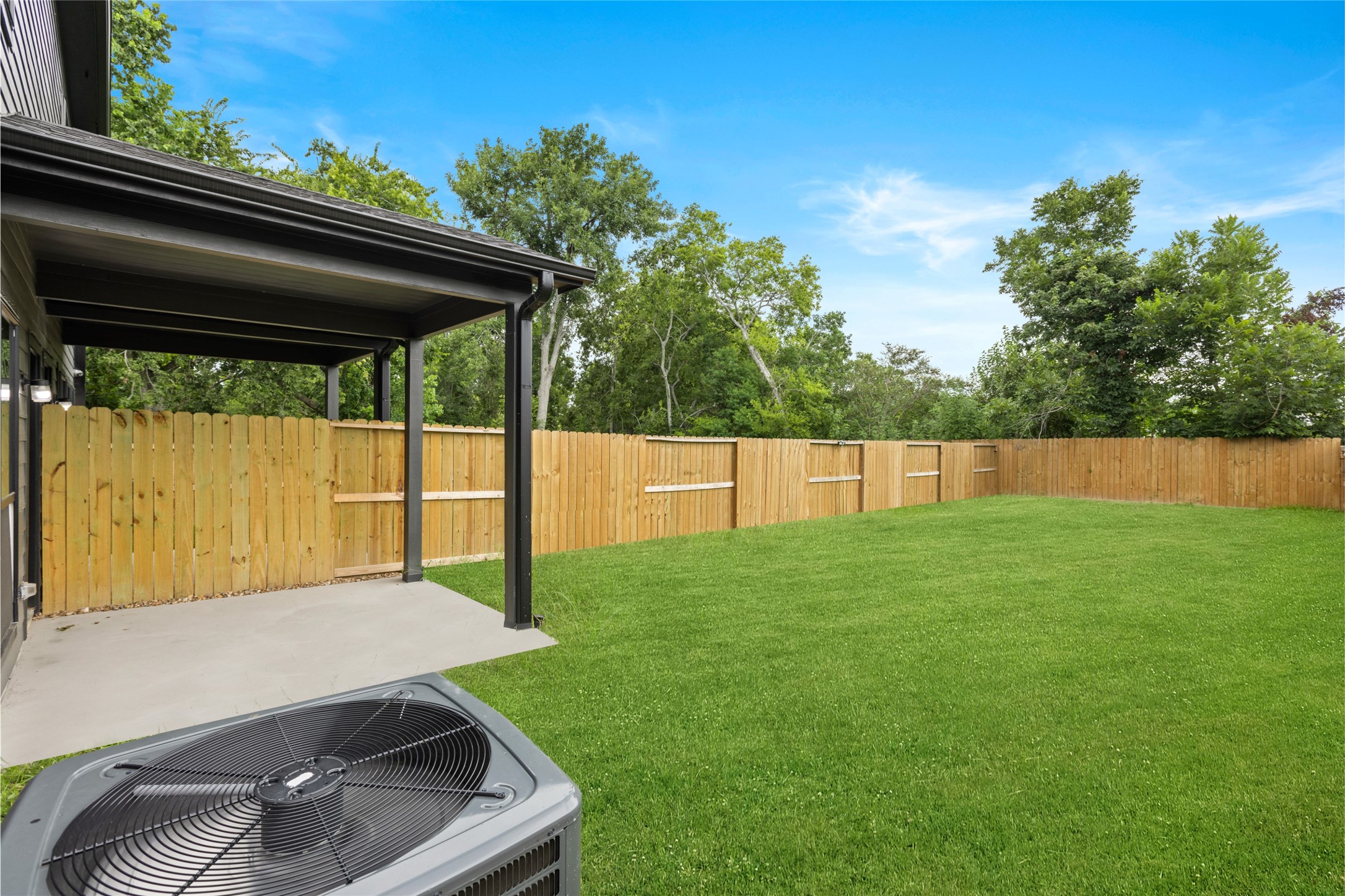 4435 Maggie Street, Unit B Houston, TX 77051 - Photo 30 of 37 a view of backyard with small cabin