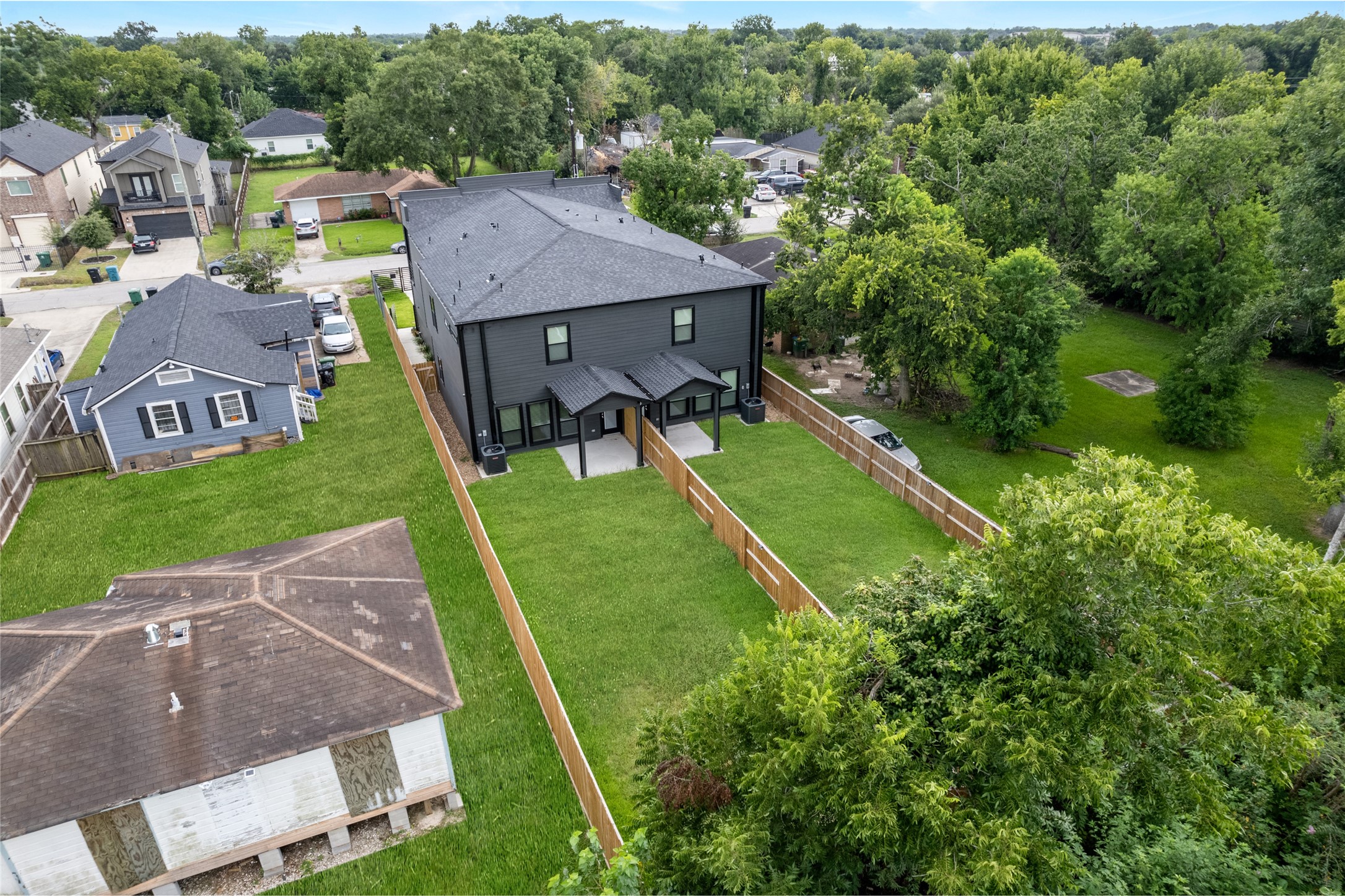 4435 Maggie Street, Unit B Houston, TX 77051 - Photo 34 of 37 an aerial view of a house with a garden