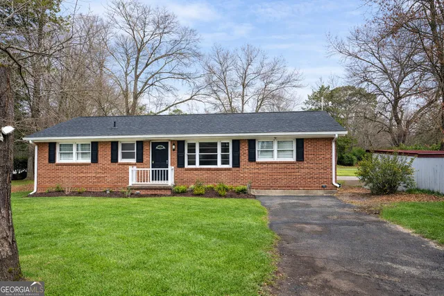 $1,800 | 1065 Nelson Street, Jackson, GA 30233