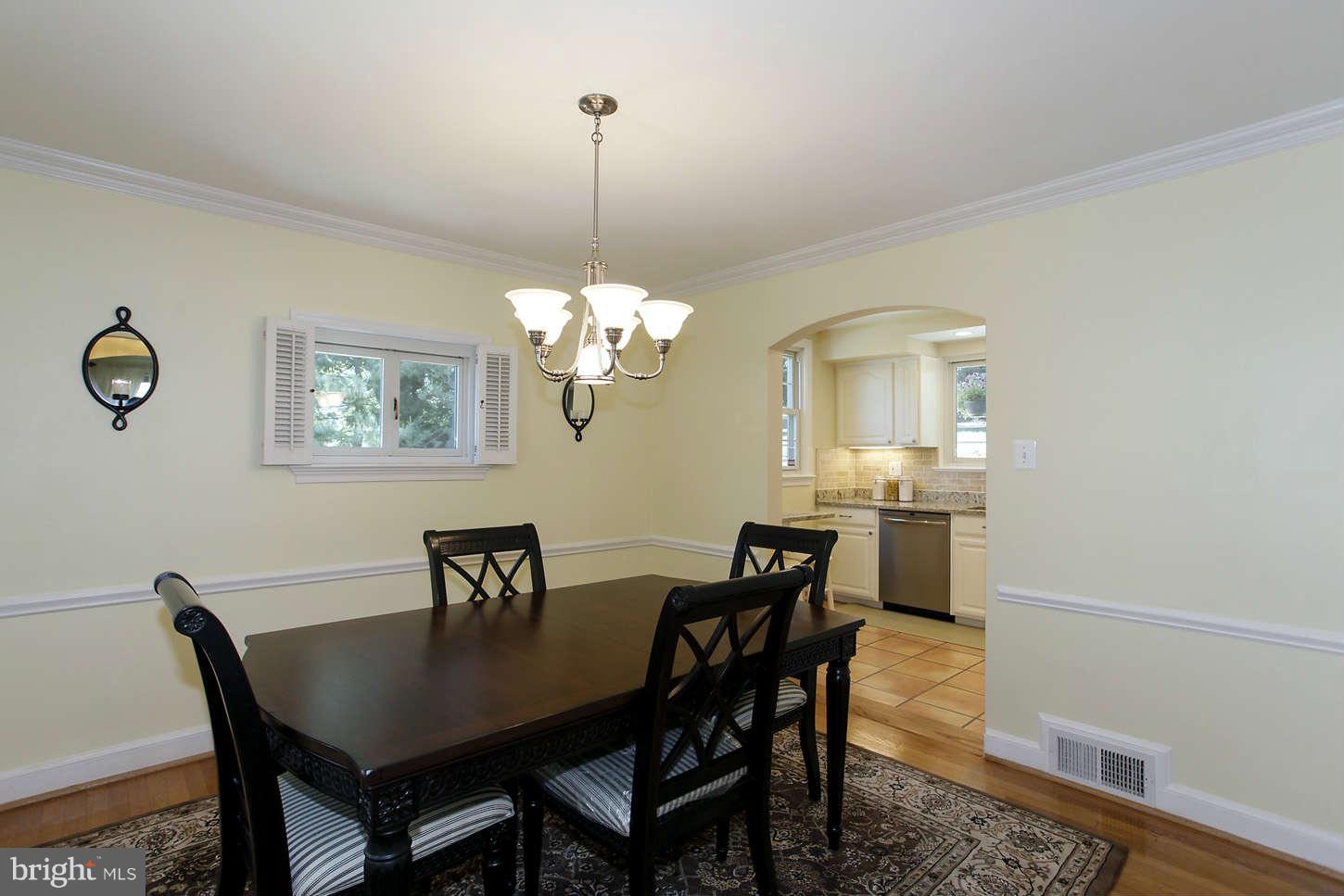 4637 River Road Bethesda, MD 20816 - Photo 12 of 24 Dining Room (2 of 2)