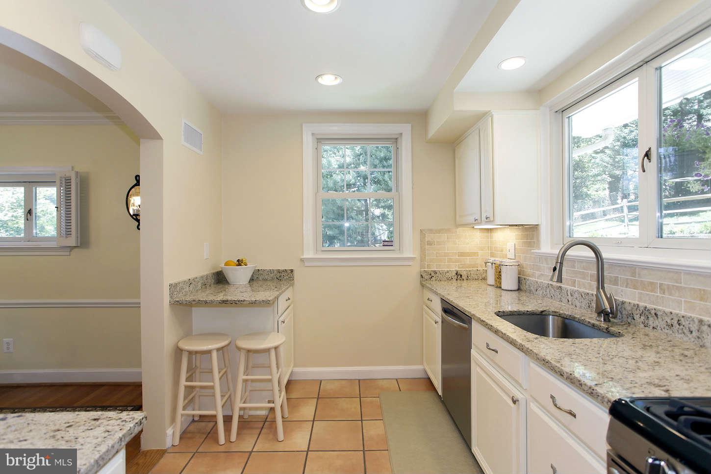 4637 River Road Bethesda, MD 20816 - Photo 15 of 24 Kitchen (3 of 3)