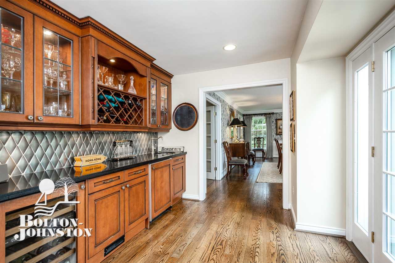 99 Stephens Road Grosse Pointe, MI 48236 - Photo 24 of 75 Butler Pantry