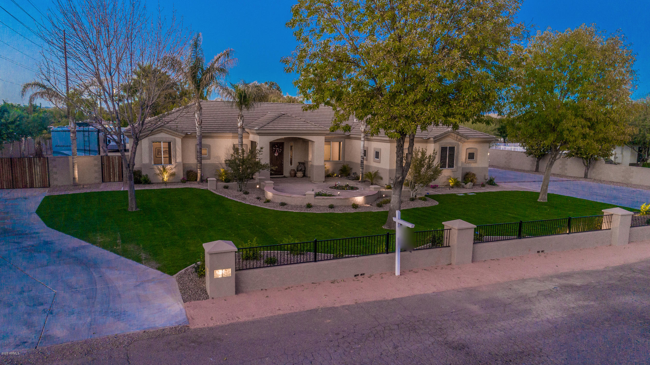 16413 South Greenfield Road Gilbert, AZ 85295 - Photo 11 of 79 Gallery Image 11