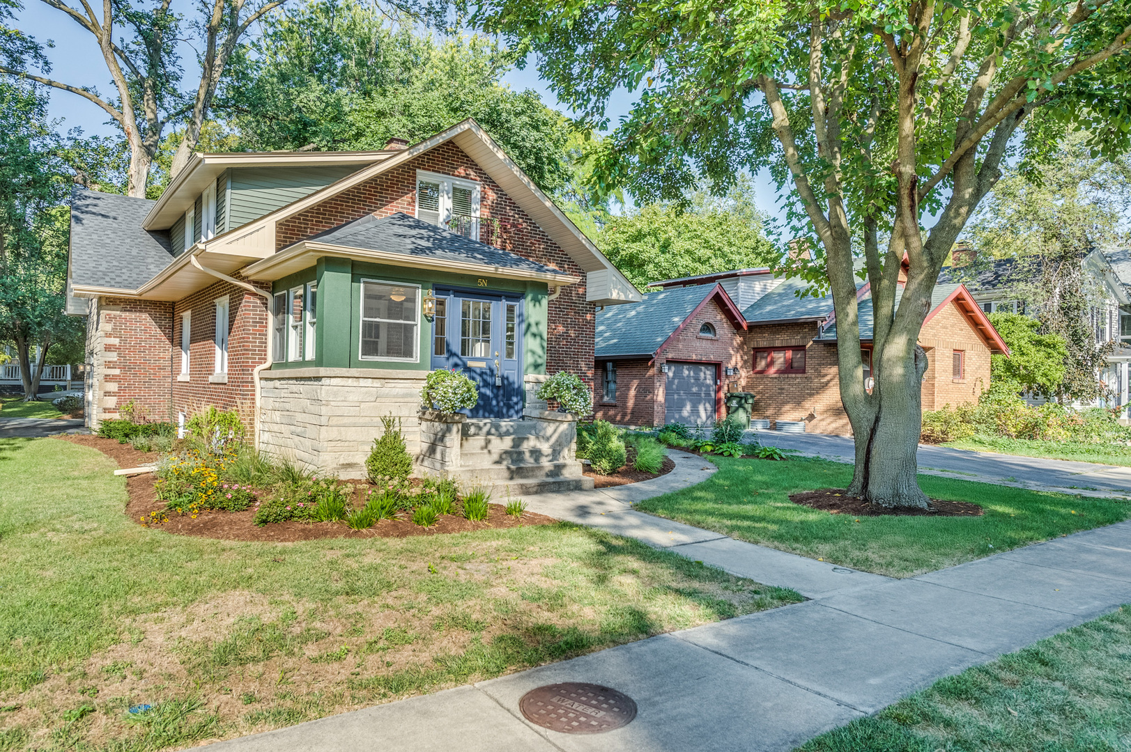 5 North Huffman Street Naperville, IL 60540 - Photo 2 of 27