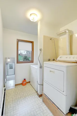 $499,990 | 987 County Rd C2 West, Roseville, MN 55113