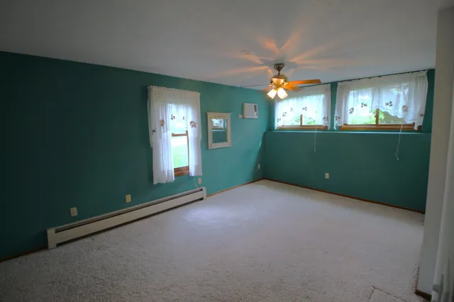 $499,990 | 987 County Rd C2 West, Roseville, MN 55113