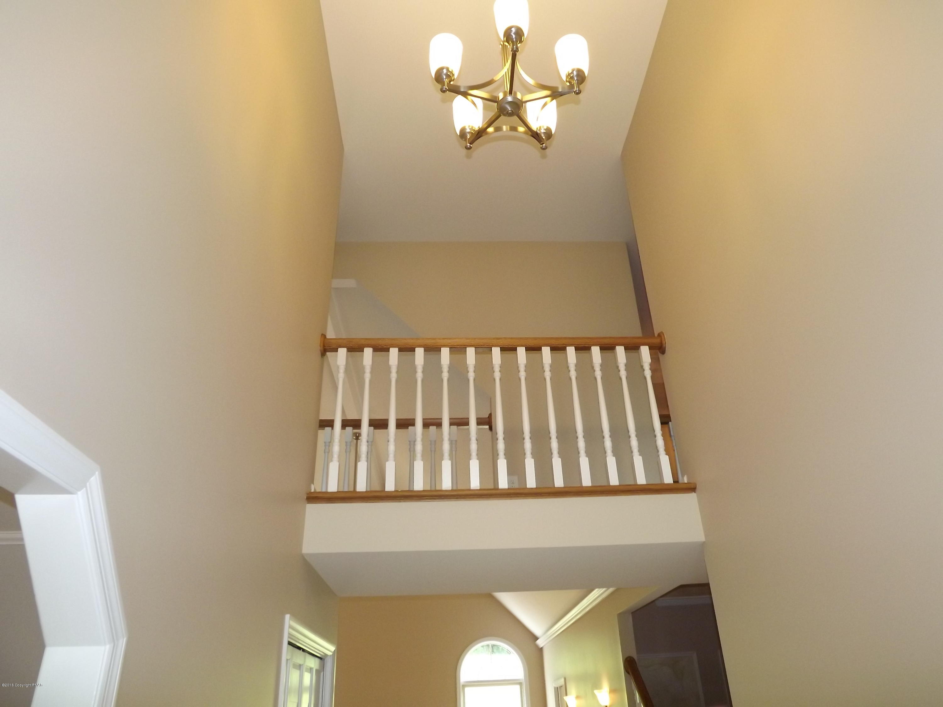 2111 Fox Run Road Stroudsburg, PA 18360 - Photo 12 of 72 Cat Walk