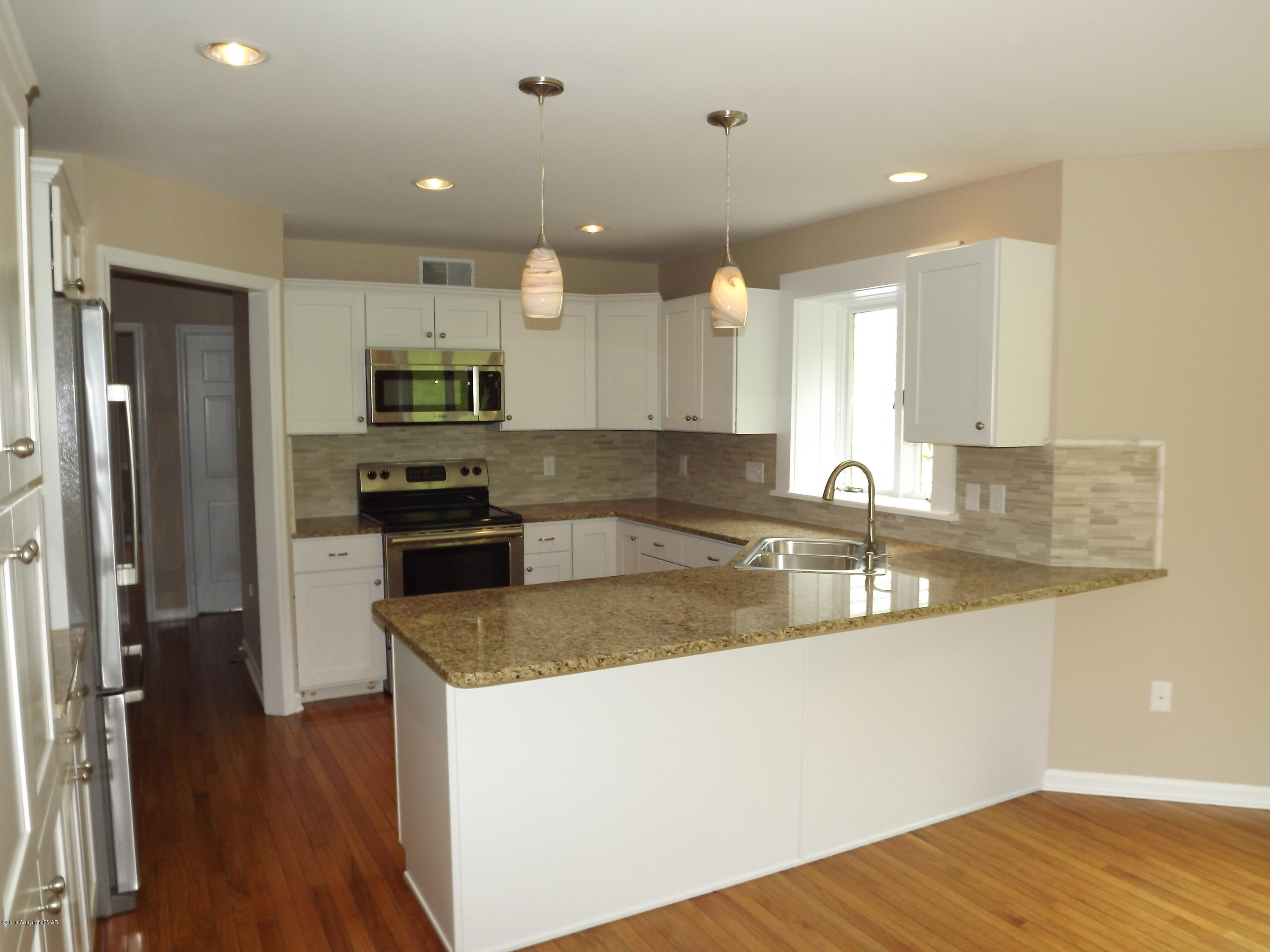 2111 Fox Run Road Stroudsburg, PA 18360 - Photo 23 of 72 New Bosch Aplliances
