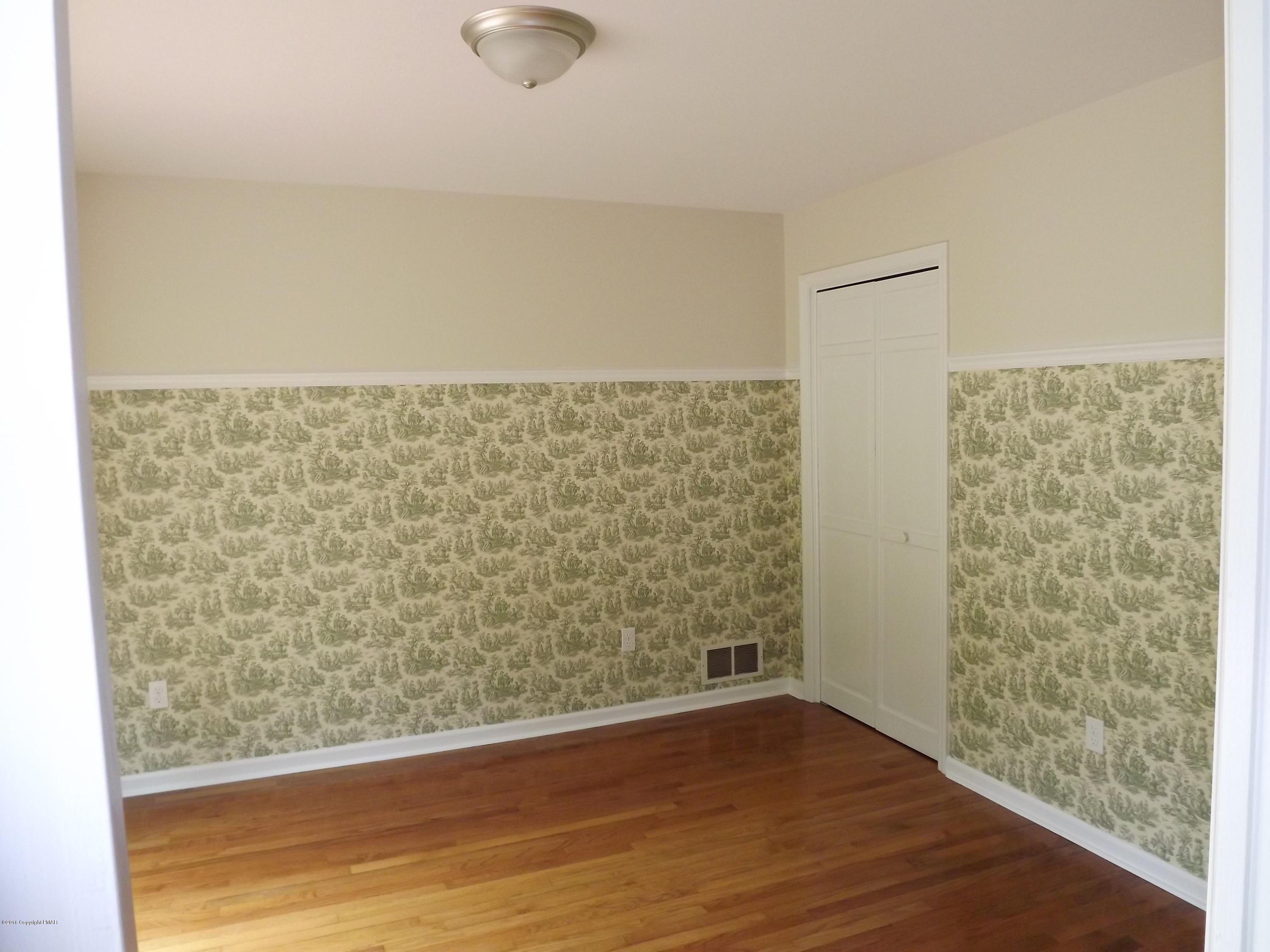 2111 Fox Run Road Stroudsburg, PA 18360 - Photo 33 of 72 Office/Study