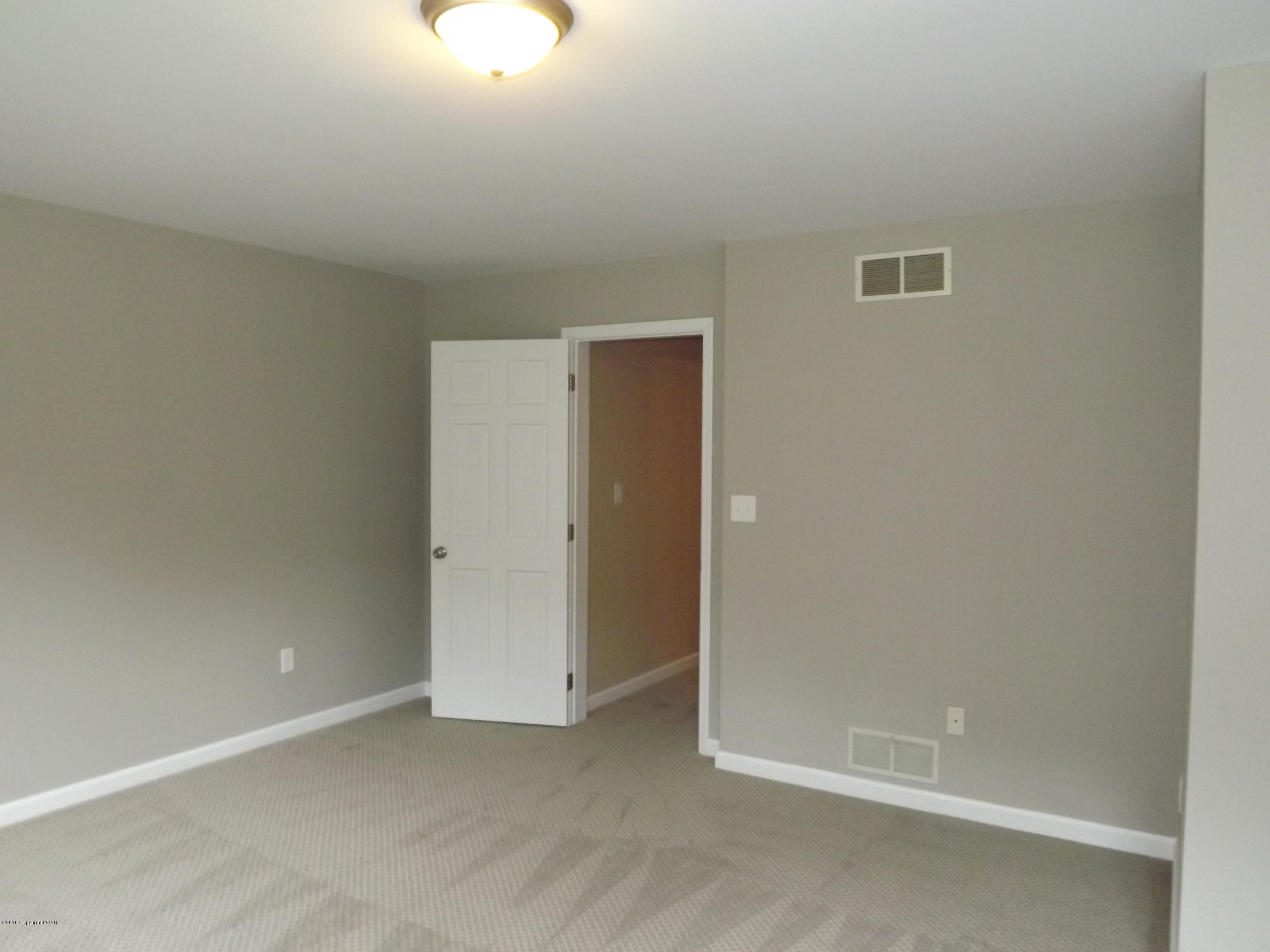 2111 Fox Run Road Stroudsburg, PA 18360 - Photo 60 of 72 a view of an empty room