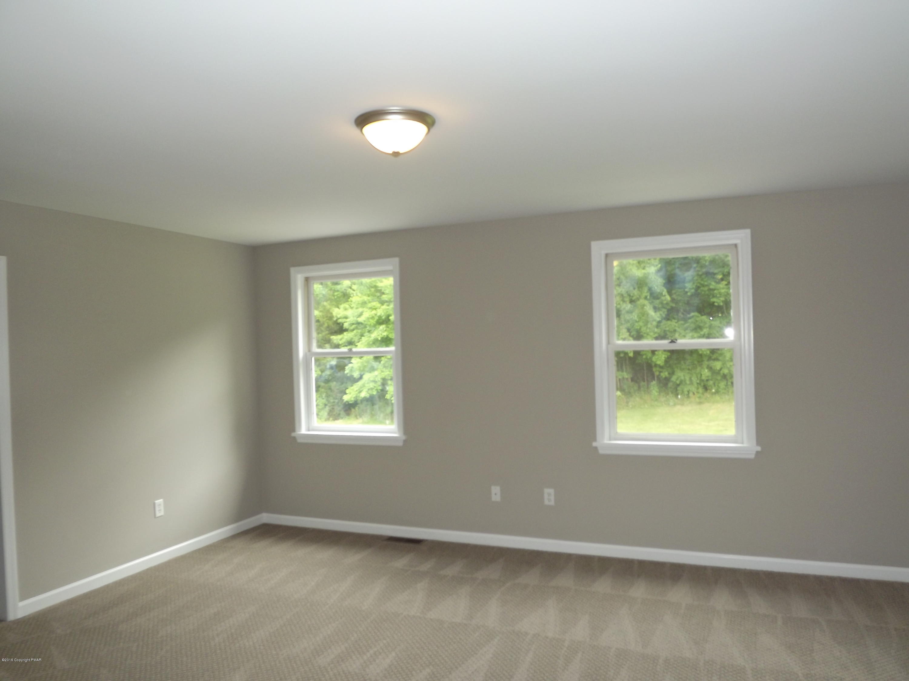 2111 Fox Run Road Stroudsburg, PA 18360 - Photo 61 of 72 Bedroom 5