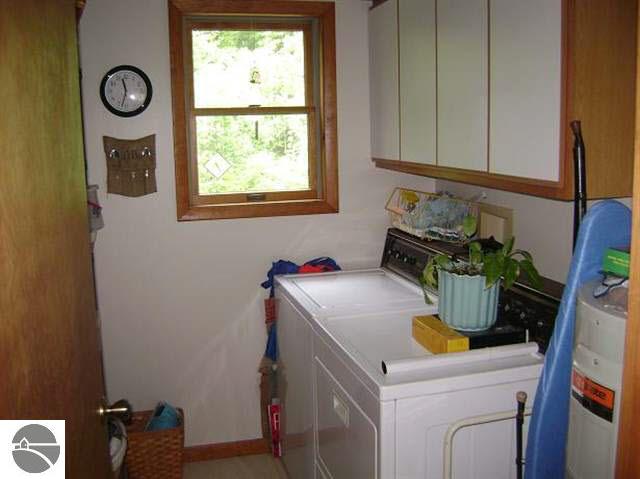 4295 Putnam Road Hale, MI 48739 - Photo 10 of 13 1754471-9.JPG