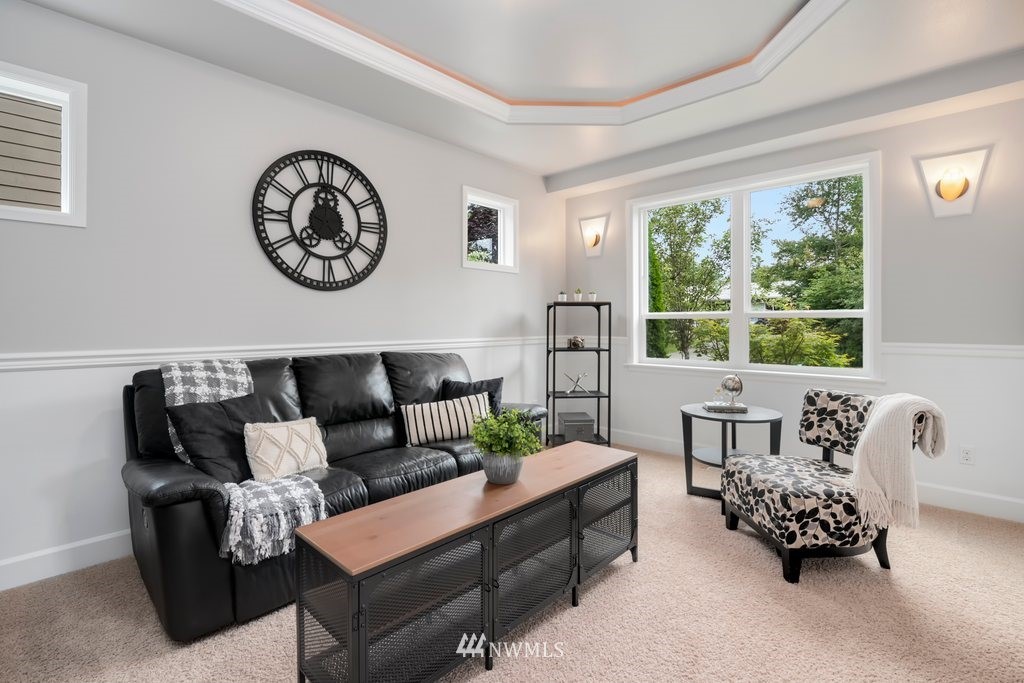12048 155th Avenue Southeast Renton, WA 98059 - Photo 2 of 25 Gallery Image 2