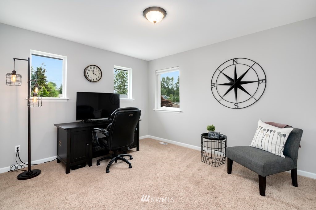 12048 155th Avenue Southeast Renton, WA 98059 - Photo 19 of 25 Gallery Image 19