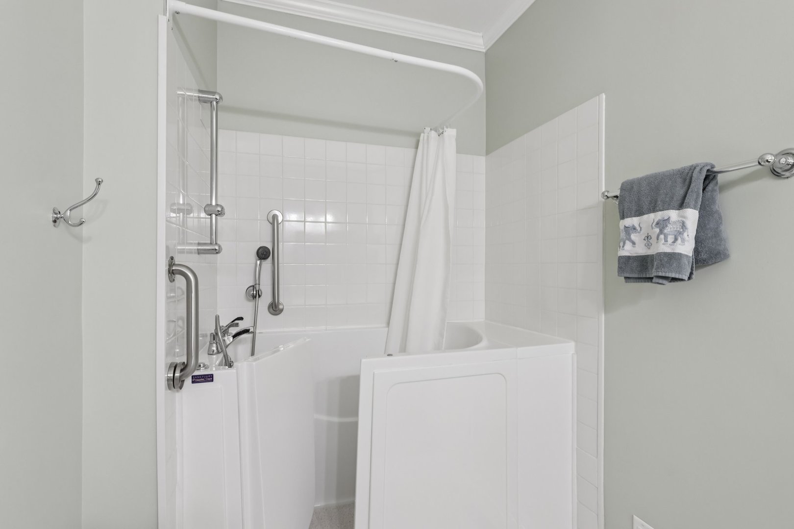 1262 Rhodes Lane Naperville, IL 60540 - Photo 18 of 23 a bathroom with a shower